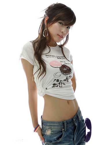 PG电子官方韩式性感搭配展现完美女人味