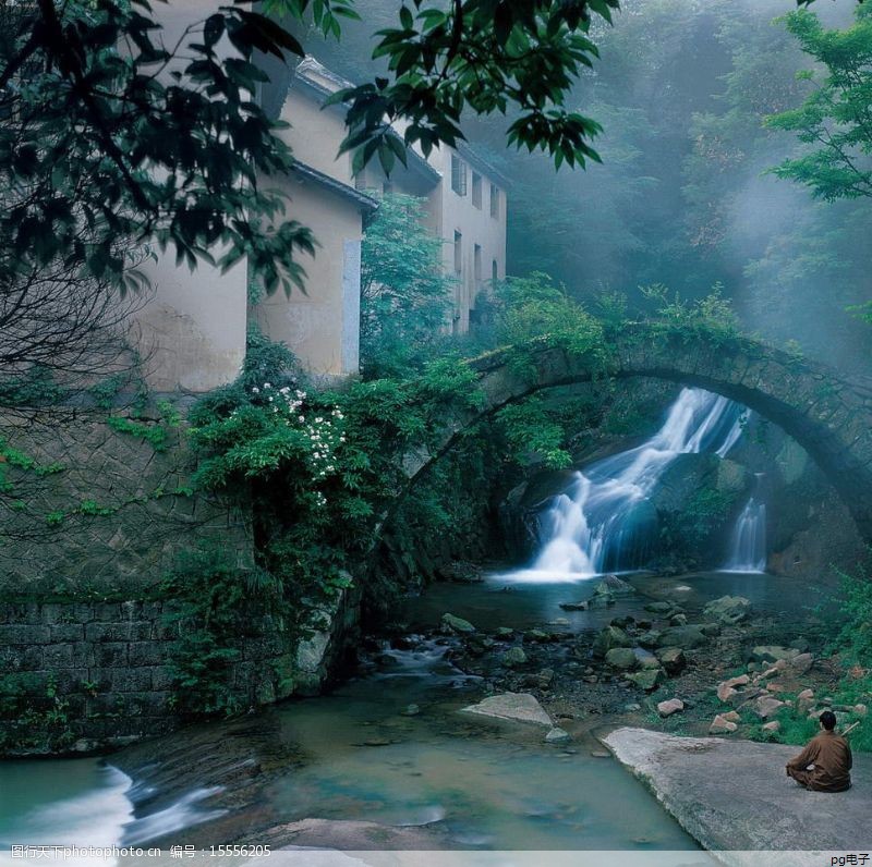 帽子定制logo图案(定制帽子logo图片大全简单)