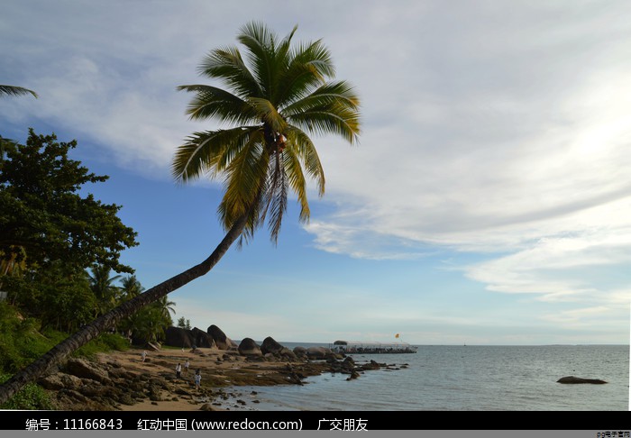 帽子定制logo怎样好看图片(帽子定制logo怎样好看图片女)